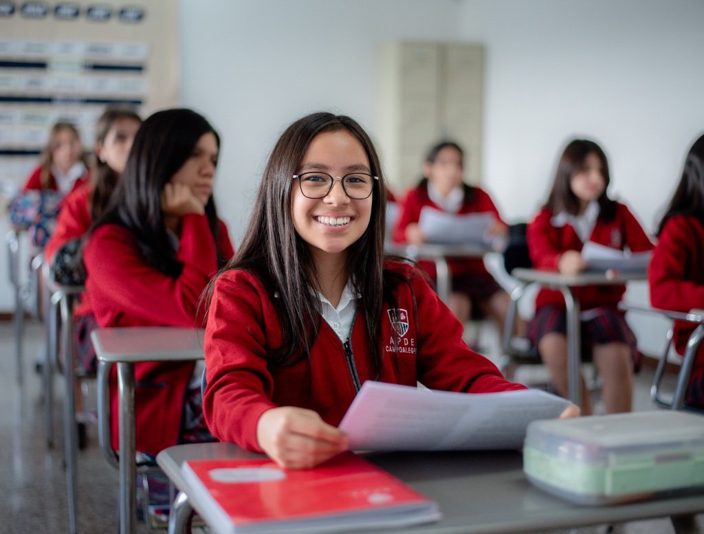 Excelencia académica en APDE Campoalegre y Sobre APDE